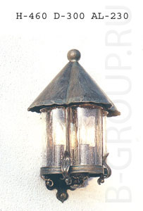 Настенные светильники для дачи, цвет арматуры - патина, цвет стекла - 135 ANTIKA, под лампу 1xE27 60W.