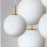 Подвесная люстра в форме шара для кухни арматура полированная латунь плафон матированного опалового стекла под лампу 1xA80 200W