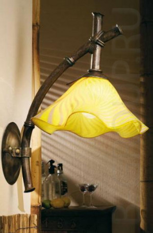 Кованое бра цвет арматуры патина цвет стекла лимонная рябь под лампу 1хЕ27. Высота - 610,ширина - 345