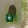 Бра настенные зеленого цвета, кованые, цвет арматуры патина цвет стекла зеленый под лампу 1хЕ14 60W. Высота - 270, ширина - 125, расстояние от стены - 200