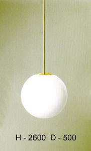 Подвесной светильник для кухни (Германия) арматура латунь плафон матированного опалового стекла под лампу 3xTC TELI 42W.