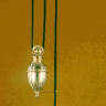 Подвесной светильник для бильярда - ручная работа. Выполнен из бронзы и стекла. Высоту можно регулировать с помощью специального противовеса. Используется 1 лампа мощностью 40 Вт.
