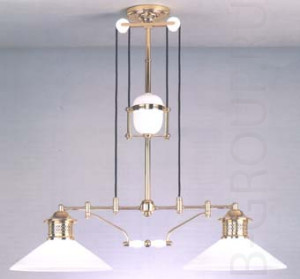 Люстра латунь (Испания) под бронзу плафоны опаловое стекло под лампу 2xE27 SL Globe 100W R80.