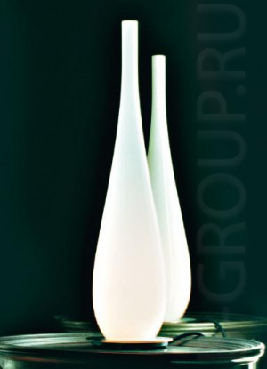 Настольная лампа под лампу 1хЕ27 100W. Цвет стекла - белый матовый. Размеры: Н - 66см, диаметр основания - 17см.
